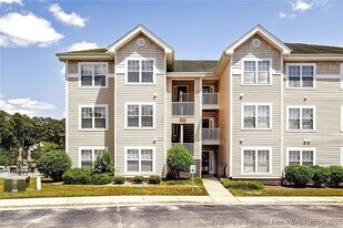 3332 Harbour Pointe Pl, Unit 5 in Fayetteville, NC - Building Photo