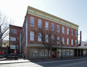 Market Villas in Richmond, VA - Building Photo - Building Photo