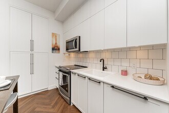 14968 101a Ave, Unit 130 in Surrey, BC - Building Photo - Building Photo