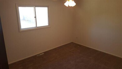 1328 Galway Dr in Billings, MT - Building Photo - Building Photo