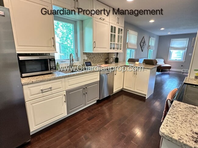 property at 5532 35th Ave S