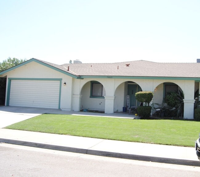 7605 Quailwood Dr