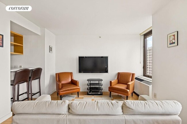 property at 100 W 39th St