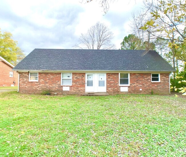 property at 442 Circle Dr