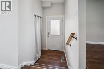 252 The Country Way in Kitchener, ON - Building Photo - Building Photo