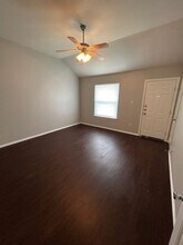 1212-1214 Sironia Trail in McGregor, TX - Building Photo - Building Photo