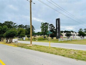 203 Big Oak in Livingston, TX - Building Photo - Building Photo