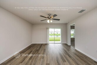 10737 Hidden Banks Gln in Parrish, FL - Building Photo - Building Photo