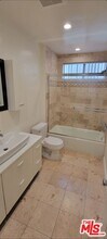 1021 5th St in Santa Monica, CA - Building Photo - Building Photo