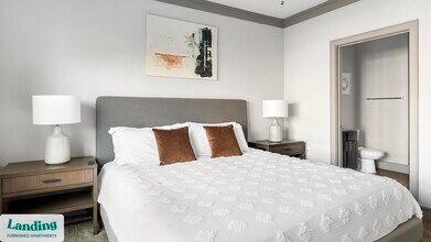 4689 Mustang Pkwy, Unit 2211 in Carrollton, TX - Foto de edificio - Building Photo