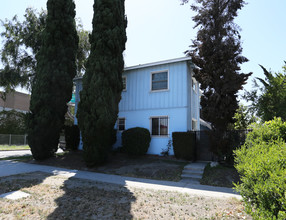 11262 Venice Blvd in Culver City, CA - Building Photo - Building Photo