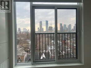 30 Dreamers Wy in Toronto, ON - Building Photo - Building Photo