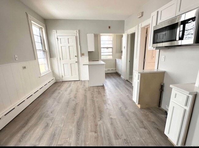 property at 517 Colorado Ave