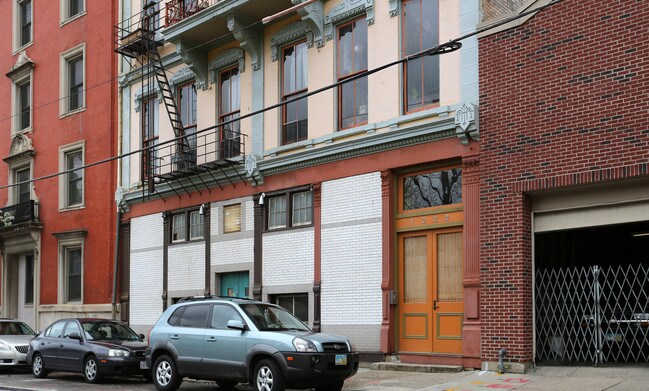 Park Hall in Cincinnati, OH - Foto de edificio - Building Photo