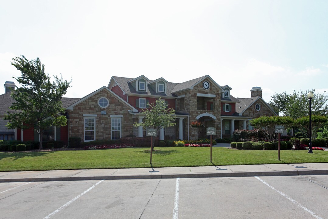 Bent Tree Townhomes in Waxahachie, TX - Building Photo