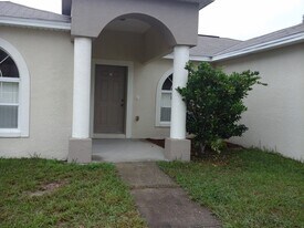 104 Sail Pl in Kissimmee, FL - Building Photo