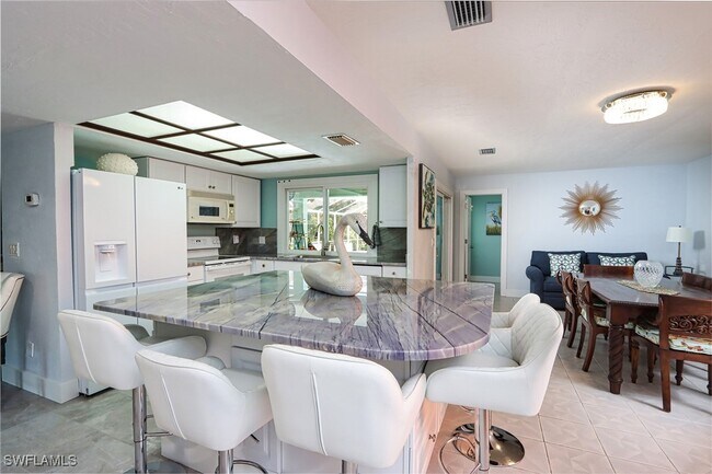 27165 Edenbridge Ct in Bonita Springs, FL - Building Photo - Building Photo