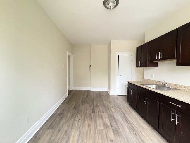 53 Fabyan Pl, Unit 3R in Newark, NJ - Building Photo - Building Photo