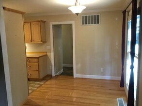 6815 N Sky St in Portland, OR - Building Photo - Building Photo