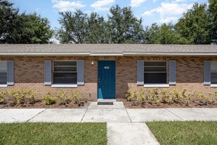 3215 Pershing St in Kissimmee, FL - Building Photo