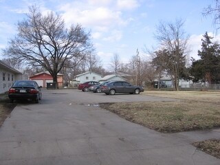 728 W 11th St in Junction City, KS - Foto de edificio - Building Photo