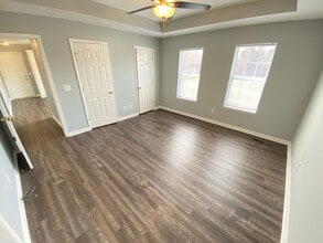 1320 Stroud Dr in Lebanon, TN - Building Photo - Building Photo