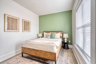 317 NE Beech St in Portland, OR - Building Photo - Building Photo