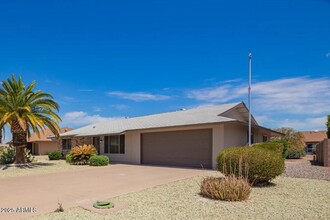 17615 N Whispering Oaks Dr in Sun City, AZ - Building Photo - Building Photo