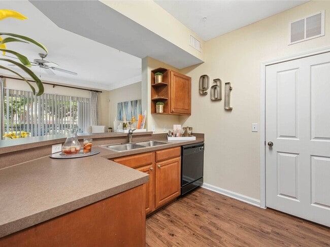 6309 Miller Rd 2 in Houston, TX - Building Photo - Building Photo
