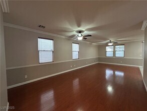9551 Green Spruce St in Las Vegas, NV - Building Photo - Building Photo