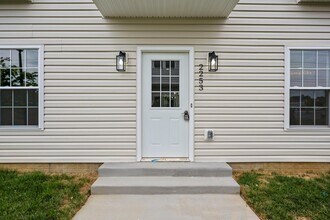 2253 Papermill Rd in Winchester, VA - Building Photo - Building Photo