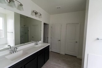 640 E Vail Ln in Queen Creek, AZ - Building Photo - Building Photo