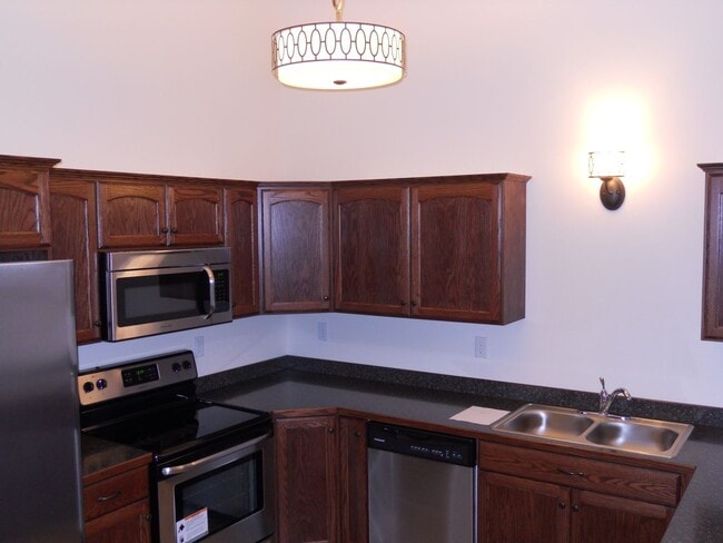 property at 959 30th Ave W