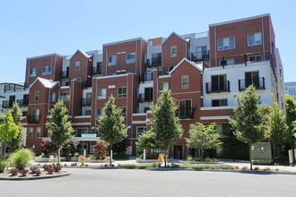 Park Metro in Bellevue, WA - Foto de edificio - Building Photo