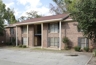 Crossings at Dogwood in Columbus, GA - Foto de edificio - Building Photo