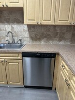 9972 SW 88th St in Miami, FL - Building Photo