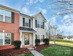 9563 Glenashley Dr in Cornelius, NC - Building Photo - Building Photo