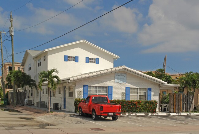 Villa Bettina in Lauderdale-by-the-Sea, FL - Foto de edificio - Building Photo