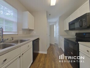 3052 Westwinds Ct in Charlotte, NC - Building Photo - Building Photo