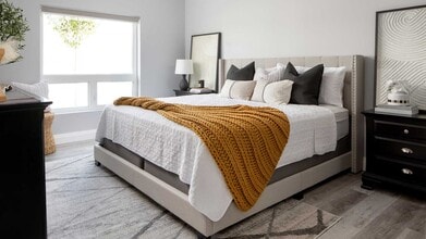 Trinity Gate Condominiums in Windsor, ON - Building Photo - Building Photo