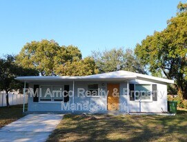 2706 E 99th Ave in Tampa, FL - Building Photo