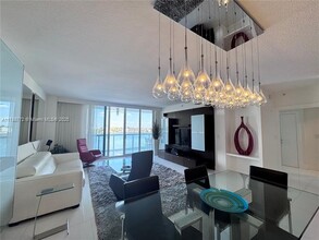 17050 N Bay Rd, Unit 605 in Sunny Isles Beach, FL - Building Photo - Building Photo
