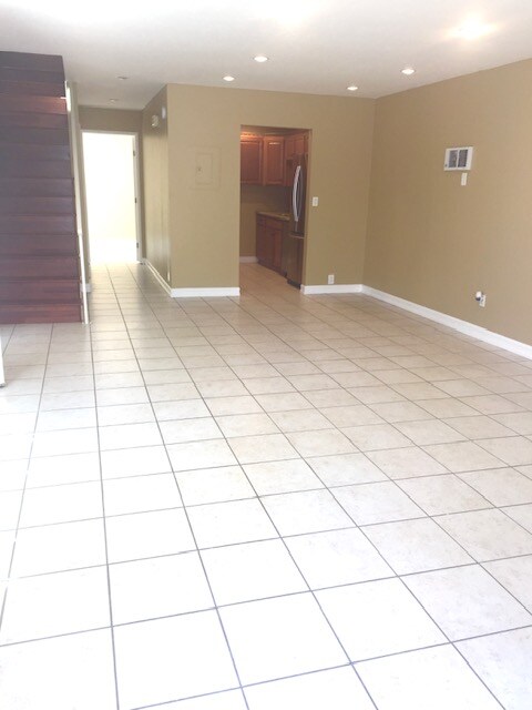 7916 Camino Kiosco in San Diego, CA - Building Photo - Building Photo