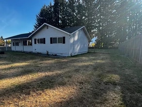 82 Dalen St in Carson, WA - Building Photo - Building Photo