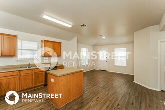 9223 Everton in San Antonio, TX - Building Photo - Building Photo
