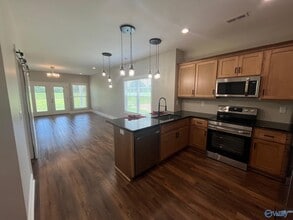 102 Co Rd 469 in Hillsboro, AL - Building Photo - Building Photo