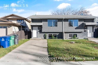 236 Avenue S North in Saskatoon, SK - Building Photo - Building Photo