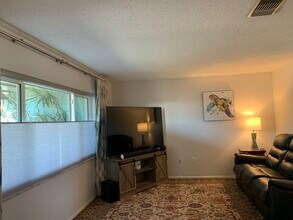 6159 Rockefeller Ave in Sarasota, FL - Building Photo - Building Photo