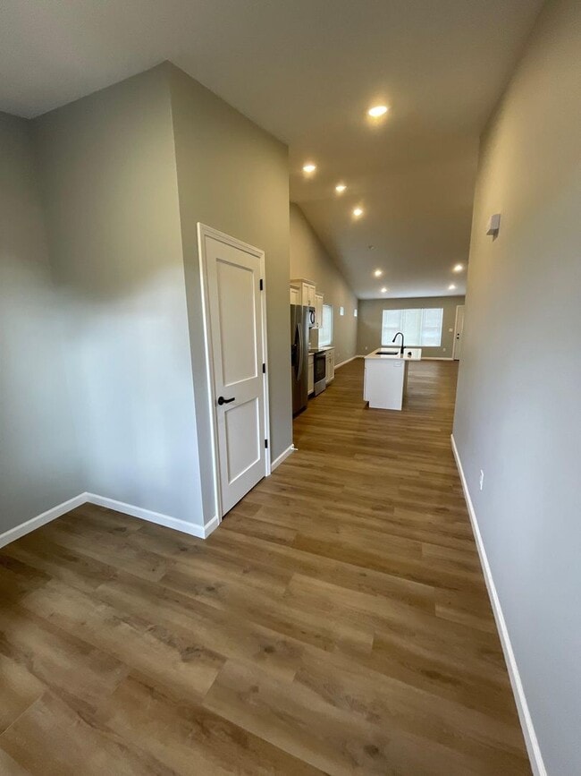 2506 Landmark Dr in Minot, ND - Building Photo - Building Photo