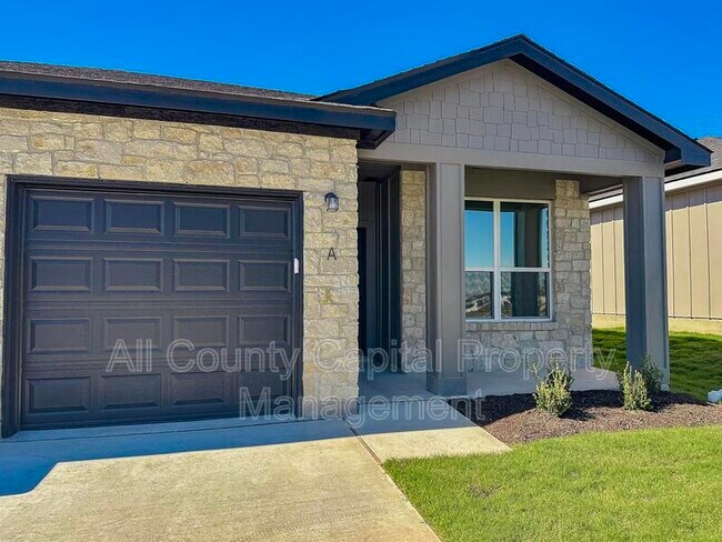 8905 Ash Rd in Killeen, TX - Foto de edificio - Building Photo